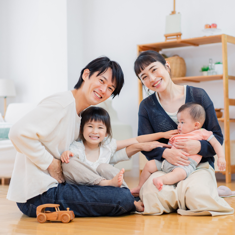 Illustrations of memo papers in blue.